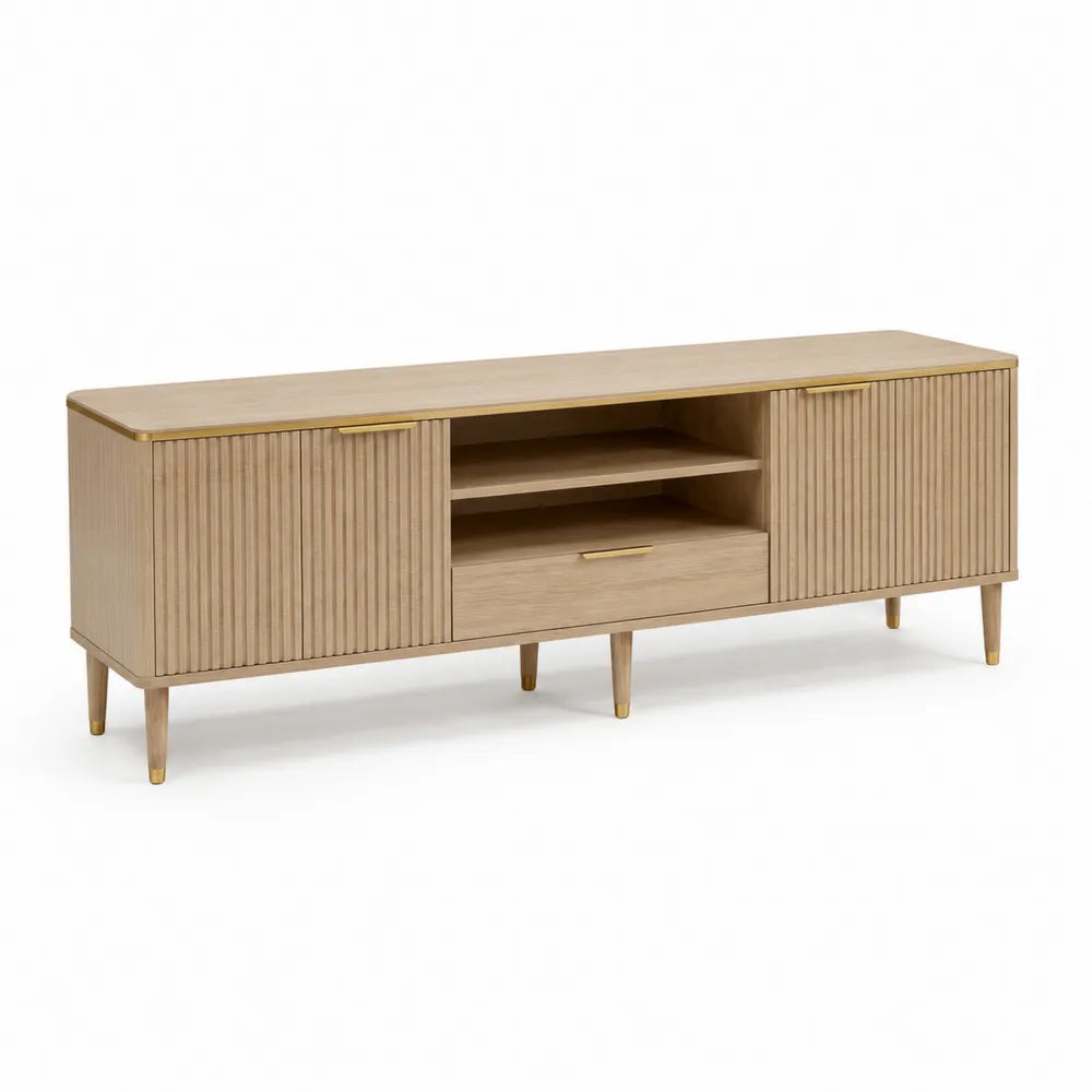 Meuble TV 180x40x55 cm MDF mélaminé beige bois clair façades rainurées portes et tiroirs pieds bois finition dorée